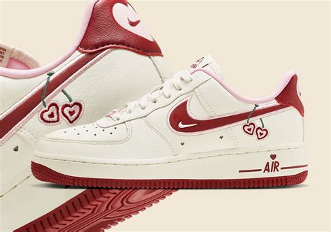 Valentine's Day Air Force 1 Nike Air. Nike.com